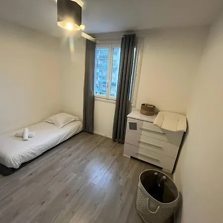 Le Stalingrad Yourhosthelper Apartamento *